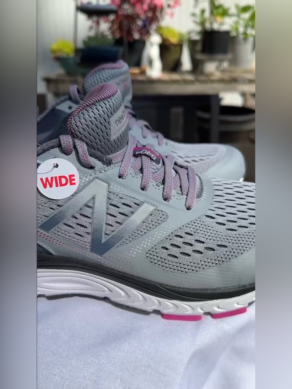 New Balance 840v4 W840GO4 Women’s 10 2E Extra Wide Running Shoes NWT